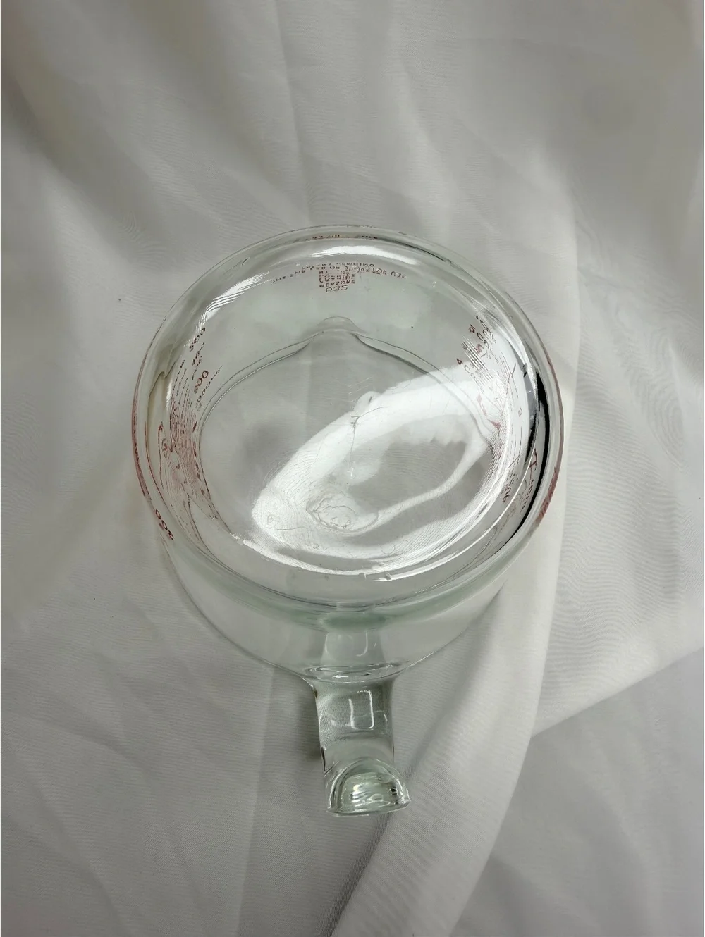 Vintage PYREX 532 4 Cup Measuring Cup Vintage Red Letters Capital T